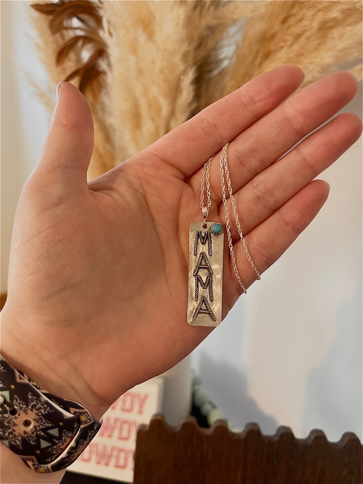 Mama Necklace